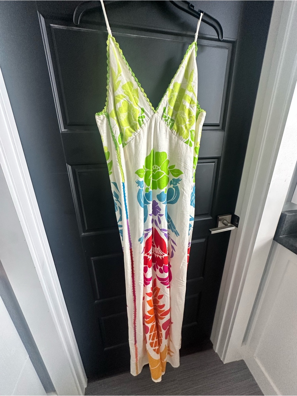 FARM Rio White Maxi Dress with Green Bodice and Multicolor Floral Motifs - Picture 5 of 14